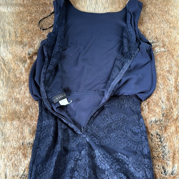Navy Blue Dress With Lace Detail - Picture 7 of 8